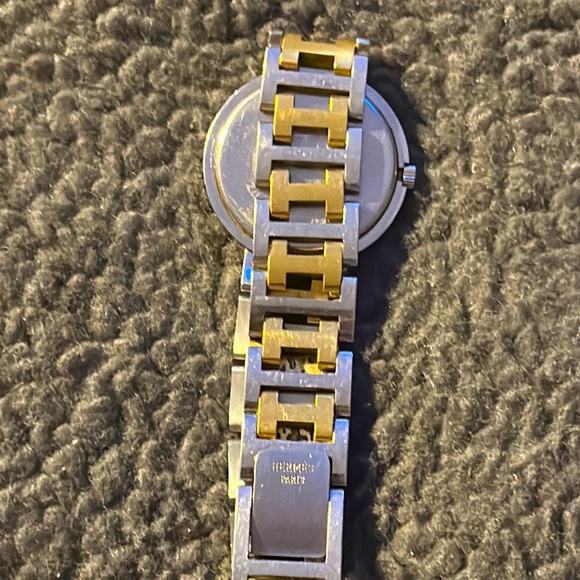 Unisex HERMES Clipper Quartz Watch. 34mm Case. Ivory Dial. Date. - Picture 2 of 13